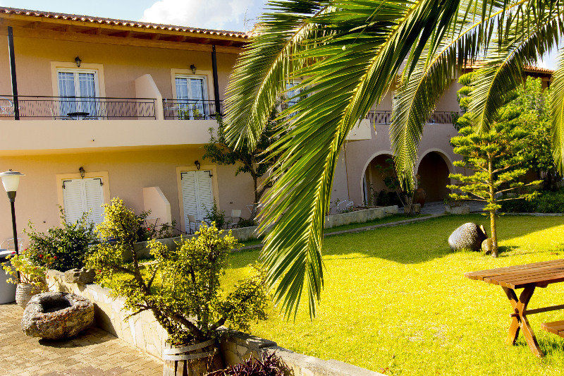Olive Grove Studios & Apartments Svoronata Exterior foto